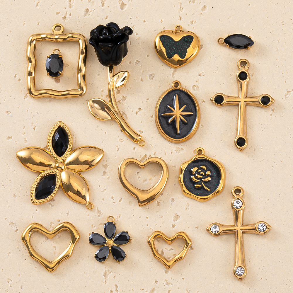 Embellishment Crafts - 2 Pezzi Ciondoli a Croce Floreale