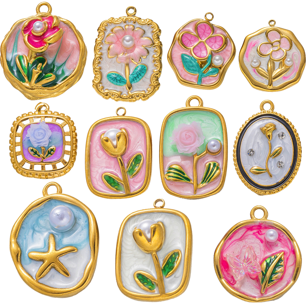 Embellishment Crafts - 2 pendenti con ciondoli a forma
