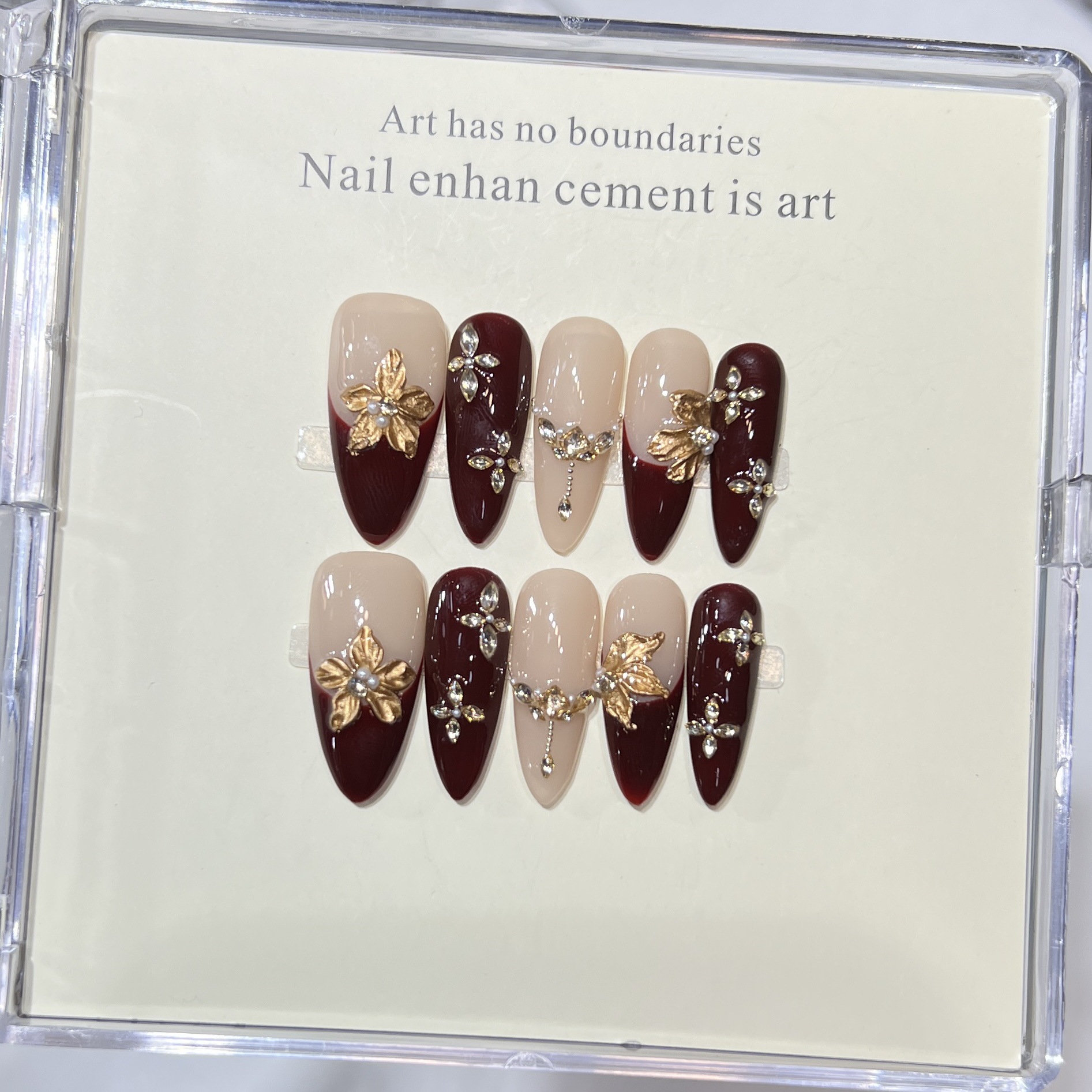 Embroidery Embellishments - 10 pezzi fatti a mano eleganti
