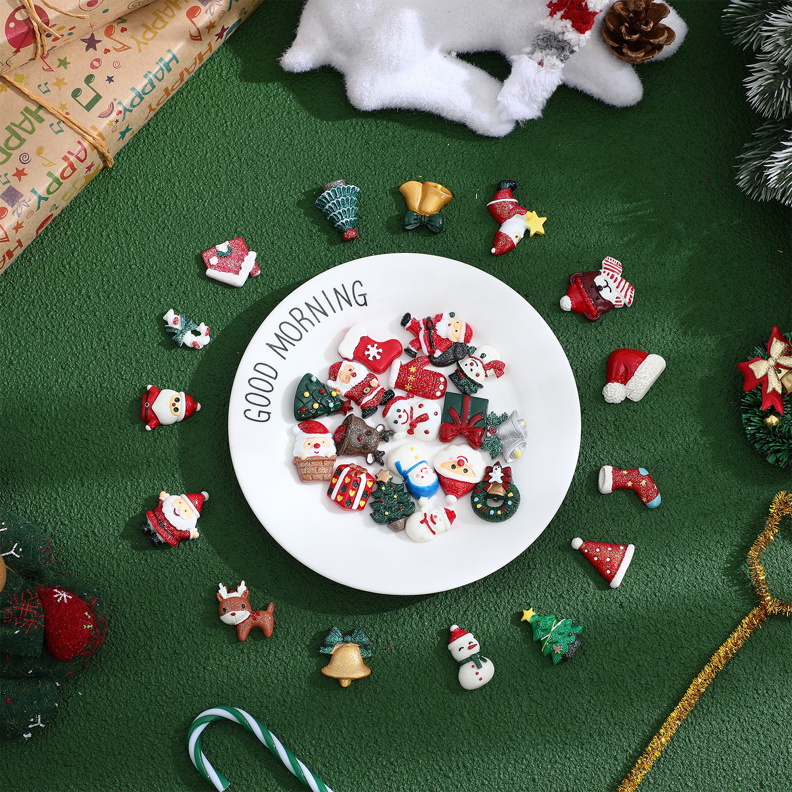 50 pezzi di ornamenti natalizi - Embellish Craft recensione e prezzo