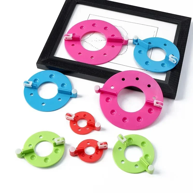 Kit per Creare Pompon in 4 Mis - Pom Pom Maker Tool recensione e prezzo