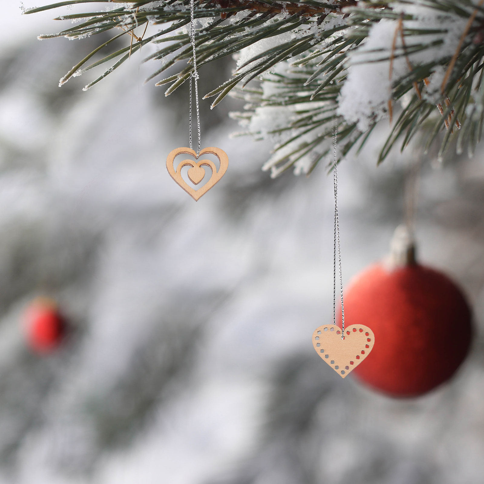 Set di 1 Pezzo di Cuori in Leg - Christmas Craft Embellishment recensione e prezzo