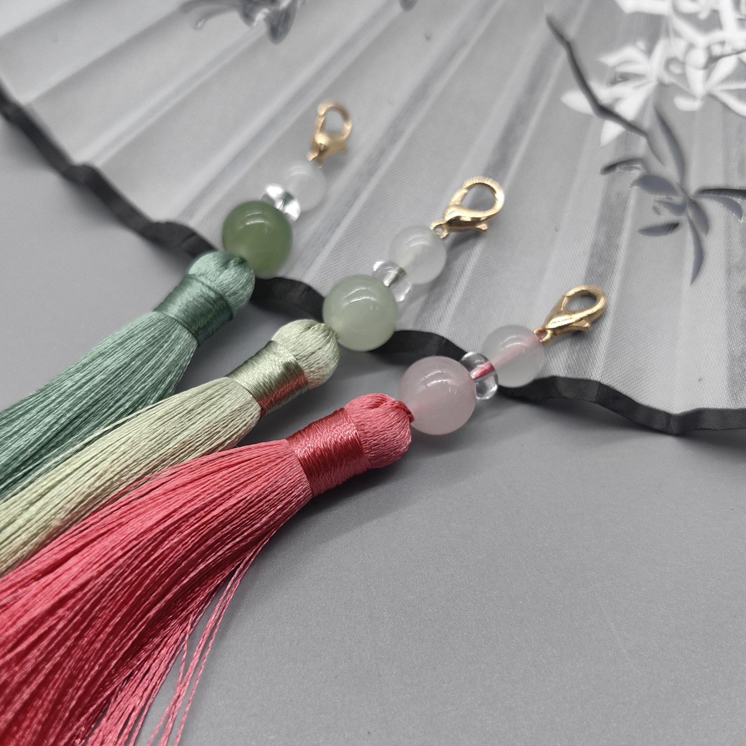 Ciondolo a nappa con moschetto - Beaded Trim Fringe recensione e prezzo