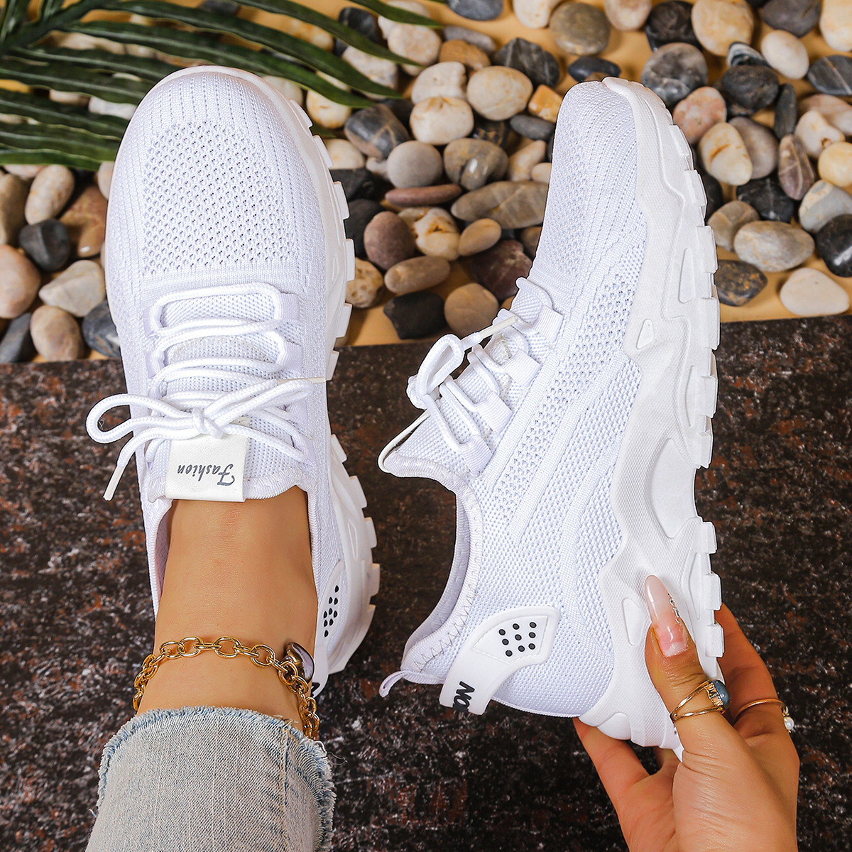 Scarpe Sportive da Donna 2026, - Guipure Lace Panel recensione e prezzo