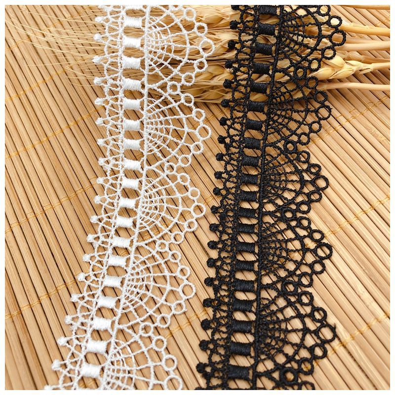 Pigiama a catena clavicola con - Lace Ribbon Trim recensione e prezzo