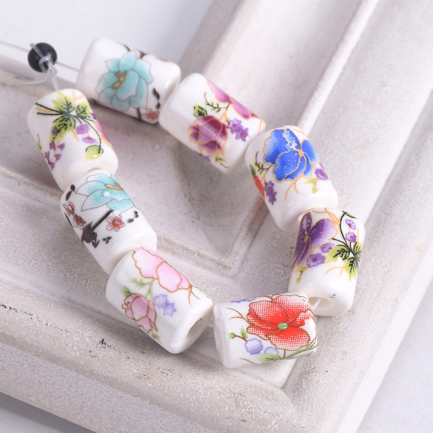 10 pezzi di perline in ceramic - Embellishment Crafts recensione e prezzo