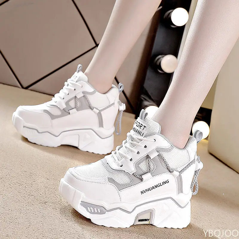 Scarpe da Donna alla Moda Prim - Guipure Lace Panel recensione e prezzo